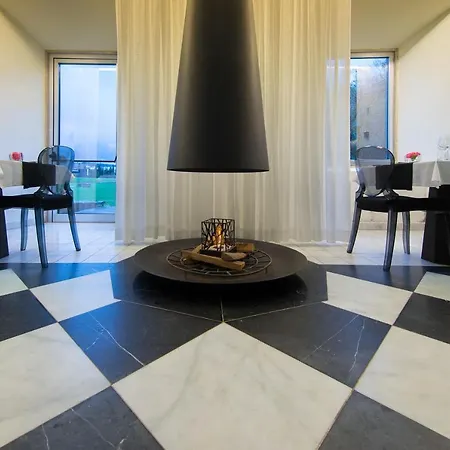 Отель Hd | Duecitania Design 4*